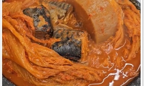 생생정보 묵은지 돼지갈비찜 고등어조림 식당 위치 맛집
